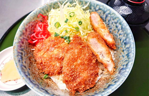豚ヒレ肉のソースかつ丼